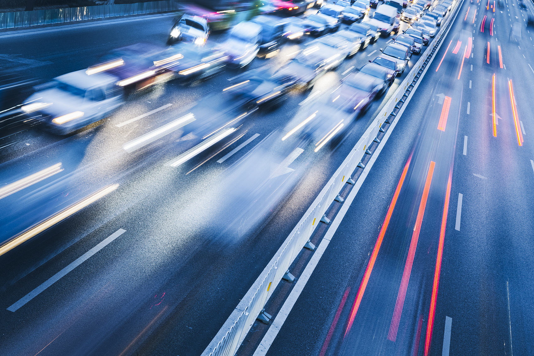 更好的連接，實現(xiàn)更智能的交通